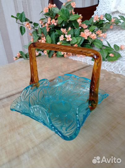 Корзиночка стекло