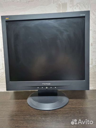 Монитор Viewsonic VA703b
