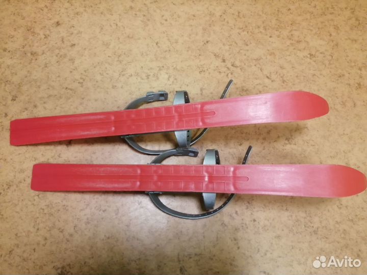 Мини-лыжи для детей 63 см с палками