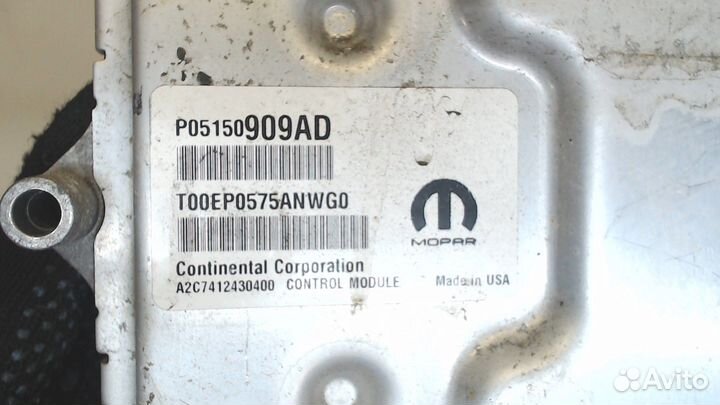 Блок управления двигателем Jeep Cherokee 2013, 201