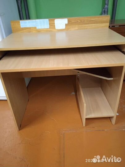Компьютерный столик бу