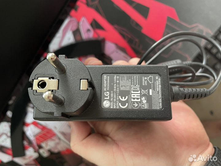 Монитор LG 29