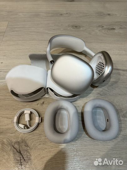 Продам Оригинальные AirPods MAX в Оригинале