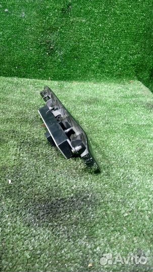 Кнопка стеклоподъемника Mitsubishi Lancer Cedia