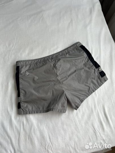 Нейлоновые шорты Prada оригинал