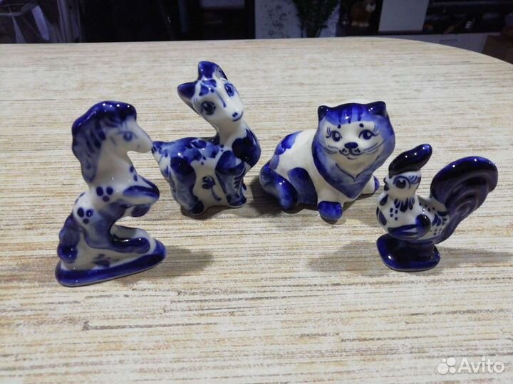 Статуэтки гжель