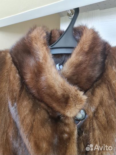 Шуба женская из меха норки 46 р