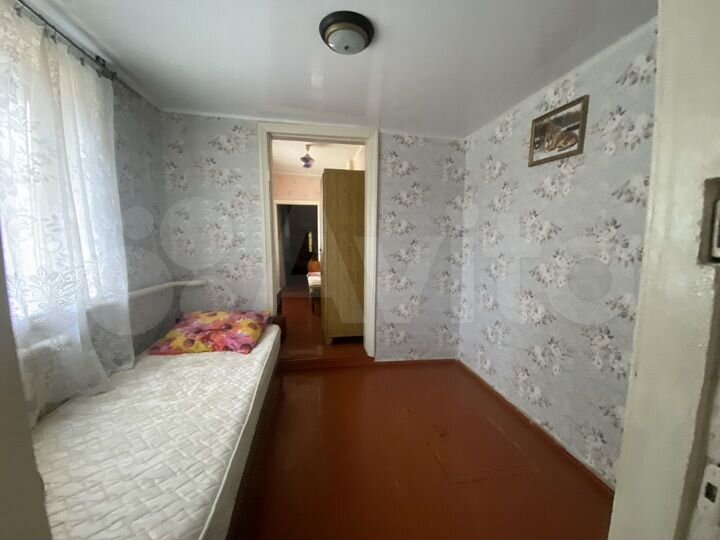 Дом 33 м² на участке 4 сот.