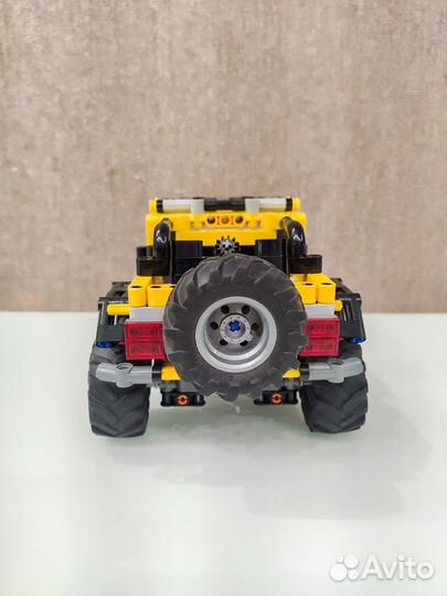Lego technic 42122 Jeep wrangler жёлтый джип