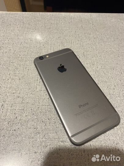 Телефон iPhone 6