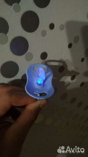 Соска антибактериальная со светодиодом