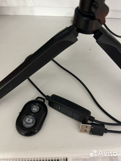 Кольцевая светодиодная лампа RK-40. Д: 26 см