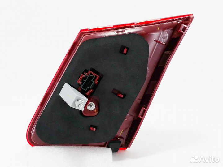 Фонарь левый задний внутр MB W212 рест