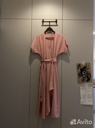 Летнее розовое платье S