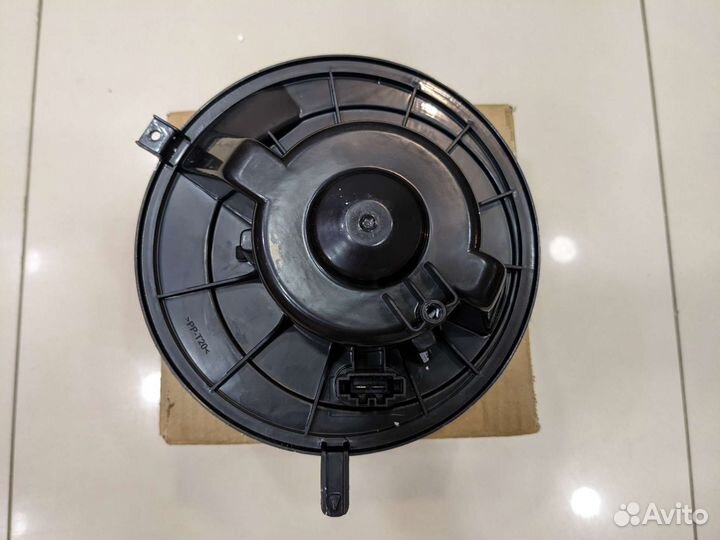 Мотор отопителя skoda octavia /VW tiguan / audi A3