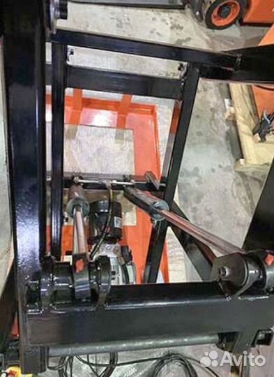 Подъемный стол YLF2008 2000x1800 2000 кг