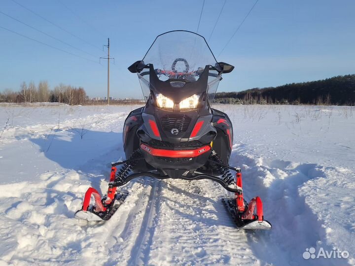 BRP Lynx Commander 600R E-Tec