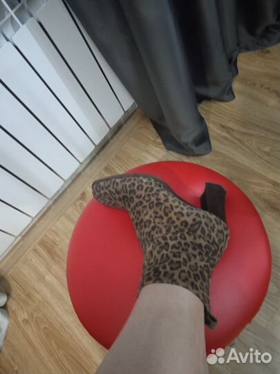 Полусапожки женские 37 размера