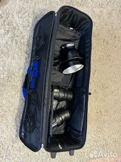 Набор студийного света Raylab axio2 RX200