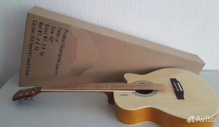 Акустическая гитара Elitaro E4010 N новая