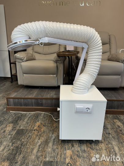 Вытяжка для маникюра и педикюра dult