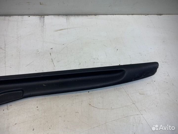 Накладка замка багажника Lexus Lx 3 2007-2020