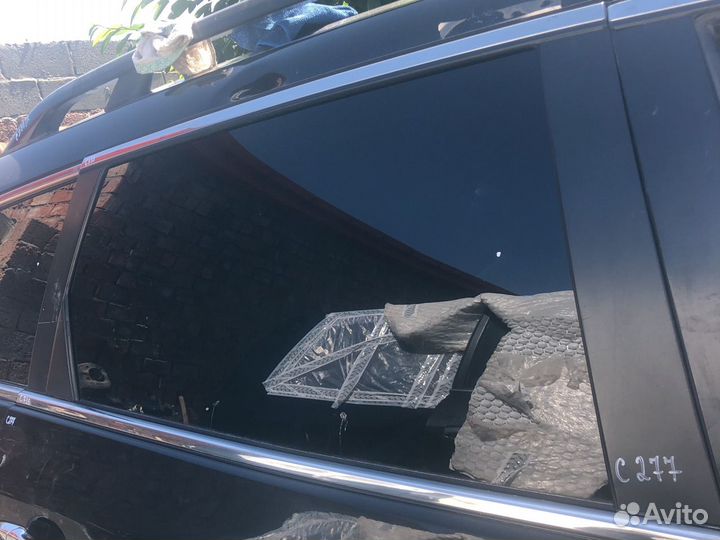 Mazda CX-9 Стекло заднее правое