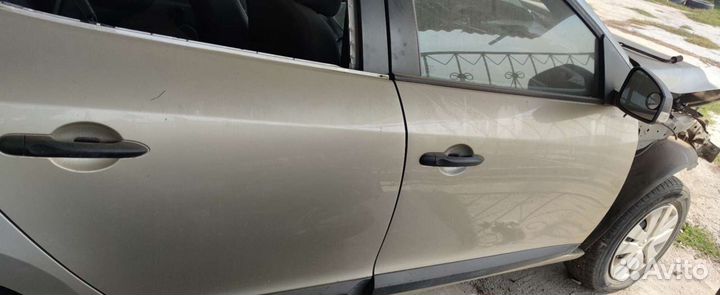 Дверь правая Renault Megane 3 Fluence