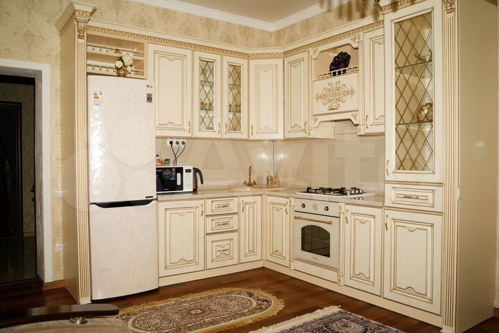 Комната 38 м² в 1-к., 1/3 эт.