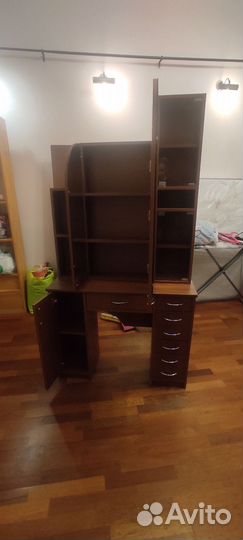 Туалетный столик