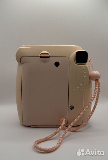 Плёночный фотоаппарат Instax mini 8