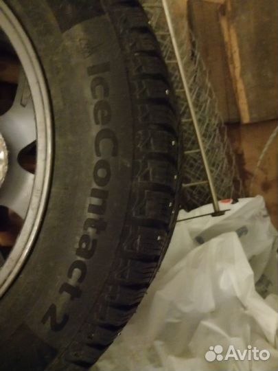 Continental IceContact 2 SUV 225/65 R17 91V