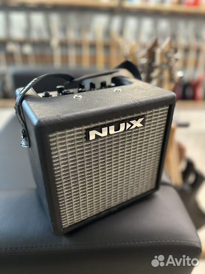 Nux mighty 8BT Комбоусилитель гитарный