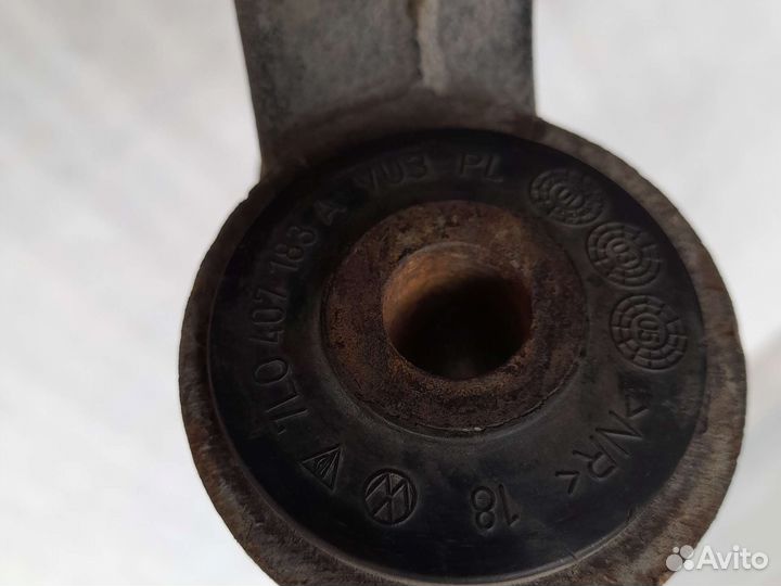 Рычаг нижний передний левый Porshe Cayenne