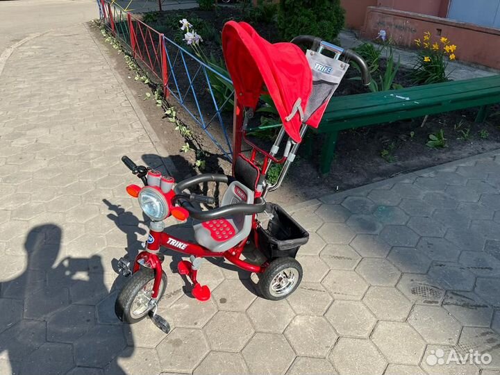 Трехколесный велосипед