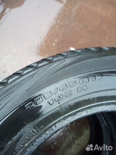Kumho Road Venture 798 2.25/65 R17