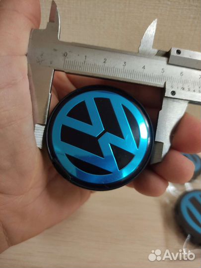 Центральные колпачки для дисков VW