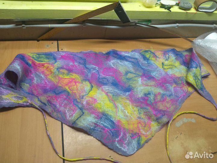 Платок бактус из шерсти