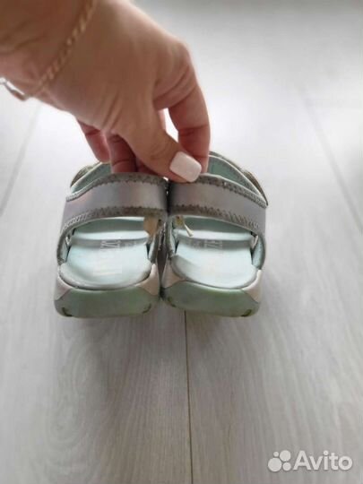 Сандалии для девочки H&M