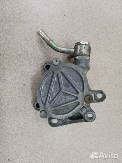 Насос вакуумный Mazda 3, 6, CX-5 PE07-18G00A