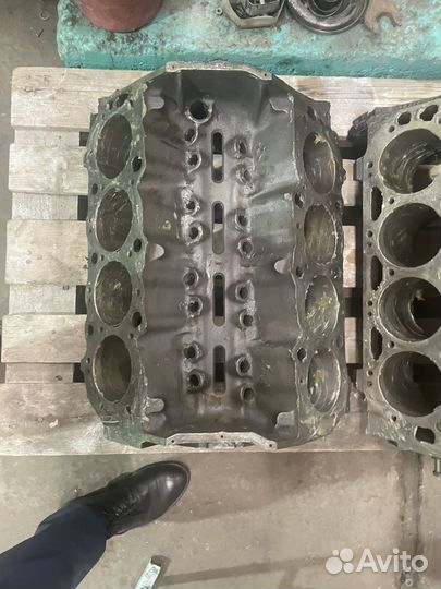 Блок двигателя mercruiser 7,4