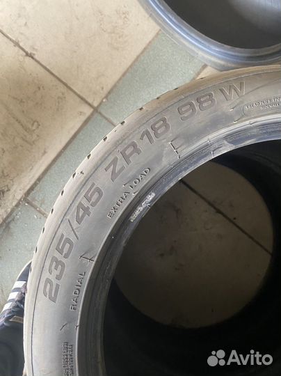 Boto BS 66 235/45 R18