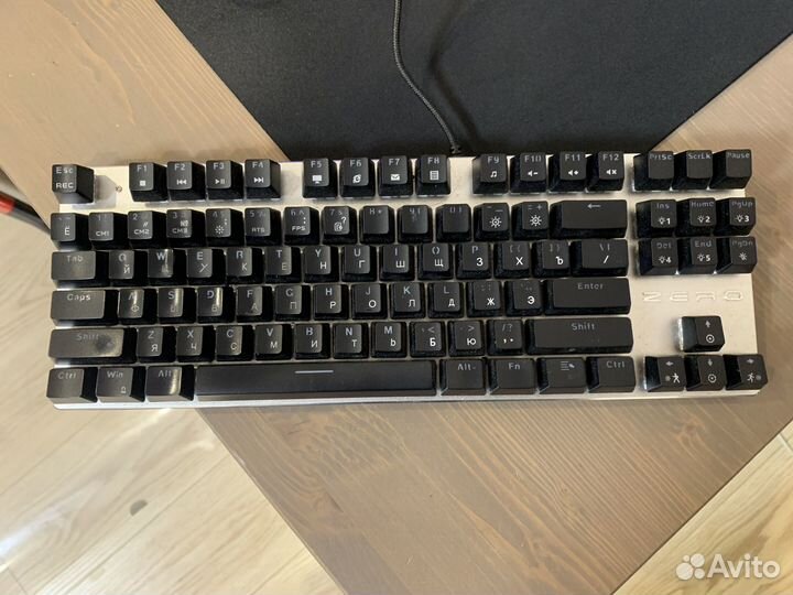 Игровая механическая клавиатура