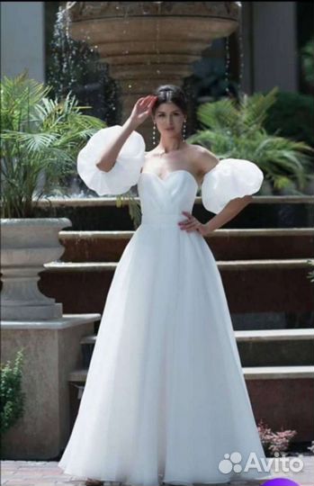 Красивое новое свадебное платье 40-42 размер