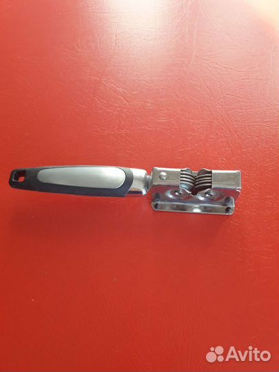 Точилка для ножей металлическая