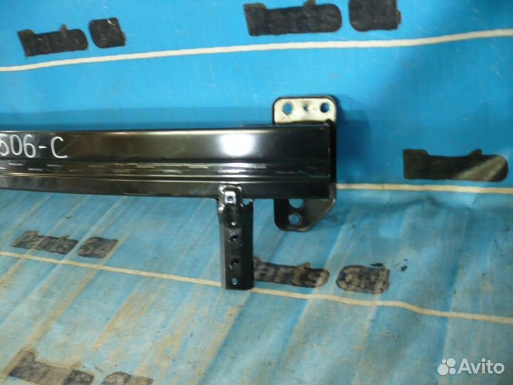 Hyundai Creta Усилитель переднего бампера б/у.ориг