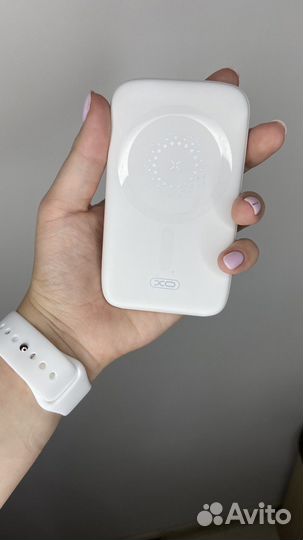 Powerbank 5000 с беспроводной зарядкой