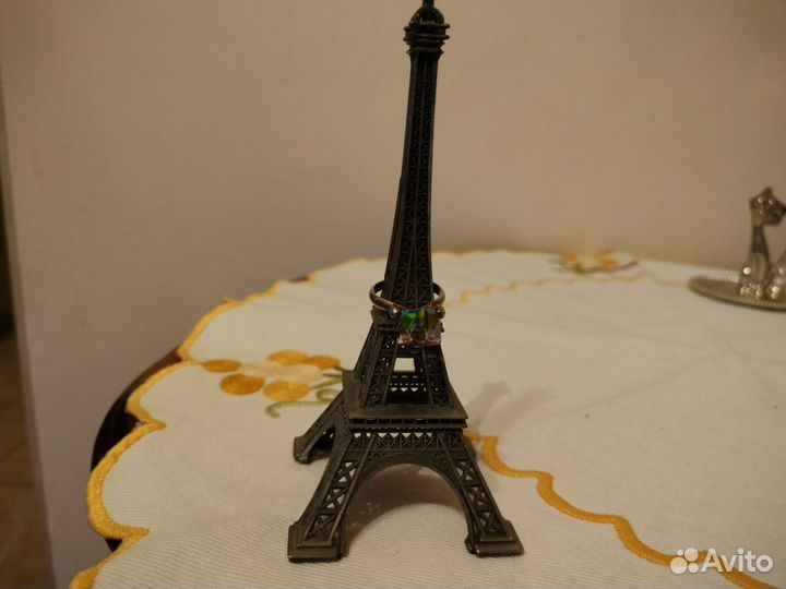 Подставка для украшений