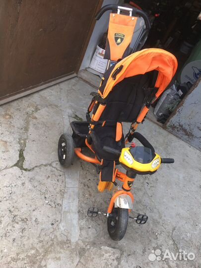 Детский велосипед с ручкой lamborghini