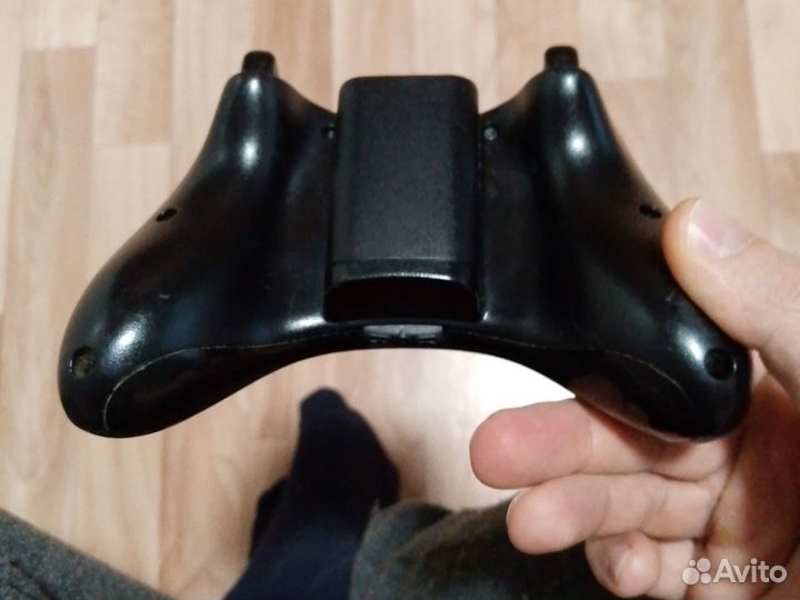 Джойстик на xbox 360 беспроводной